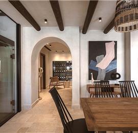 5 bedroom villa with indoor and outdoor pool in Chania town, sleeps 10